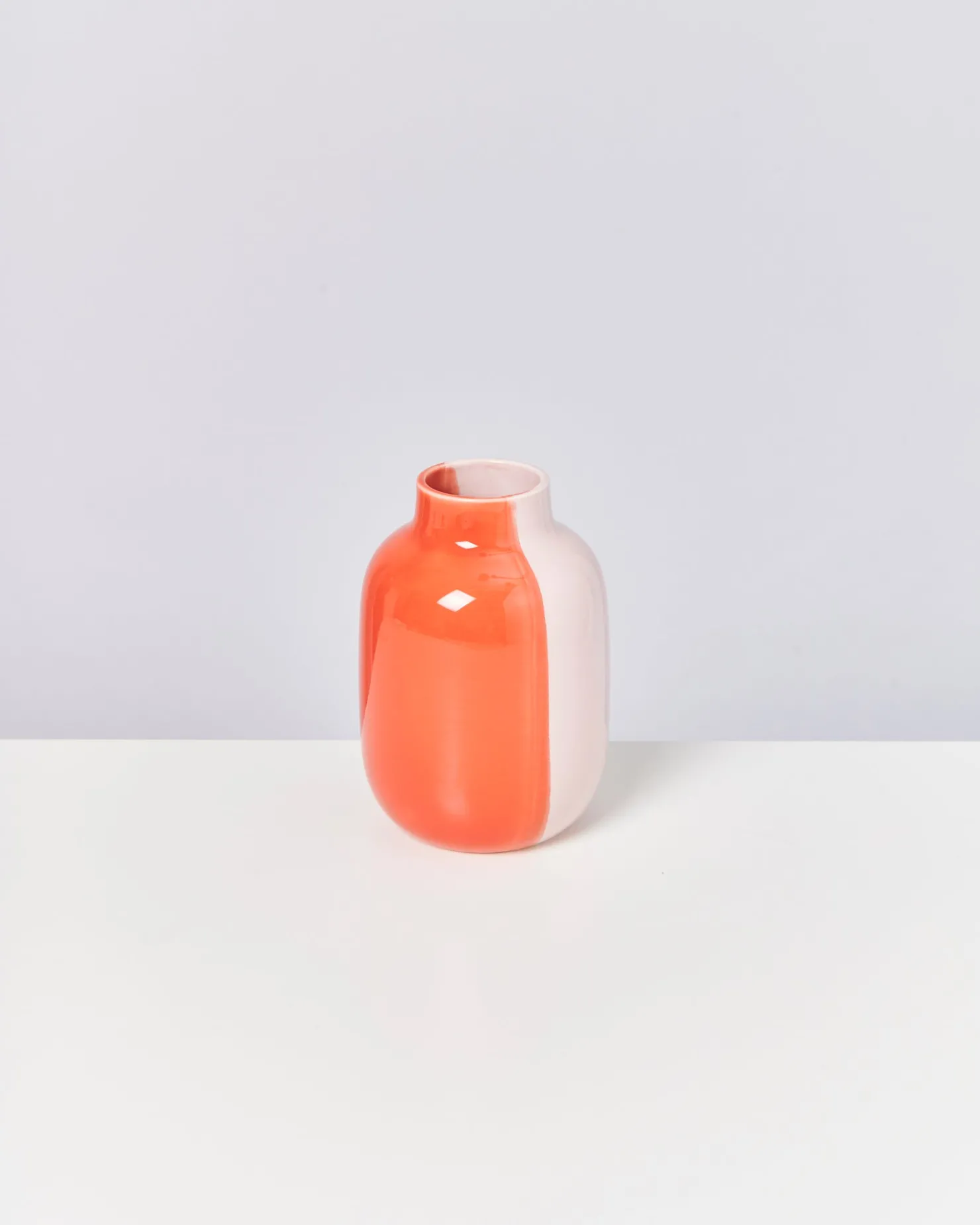 Motel a Miio Mittlere Vasen^Nuno Vase M - Rose Coral half coral rosé