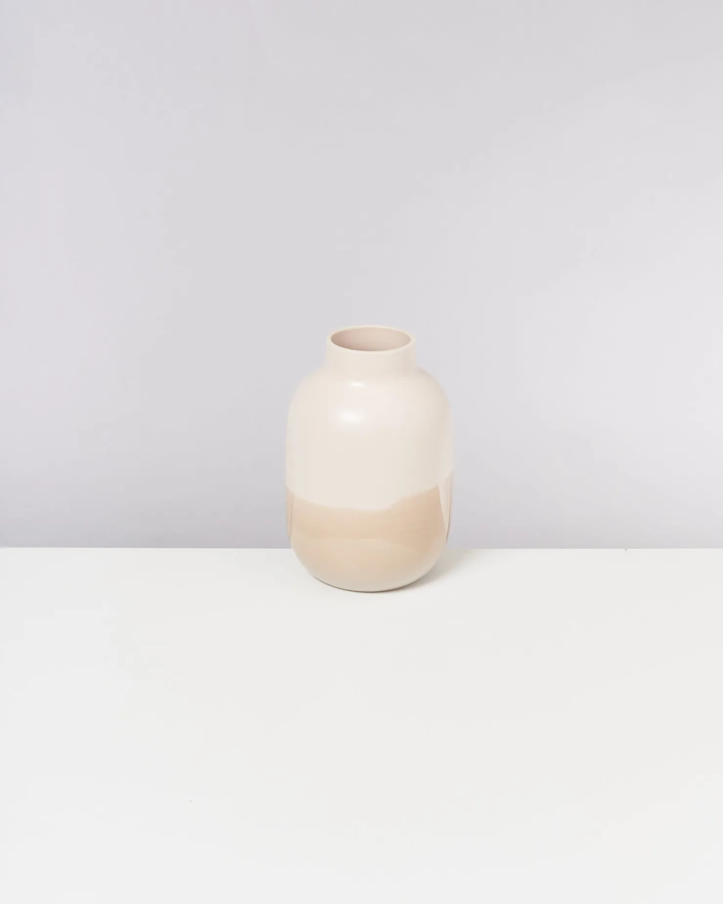 nuno_vase_m__sand_3.webp Motel a Miio Mittlere Vasen^Nuno Vase M - sand