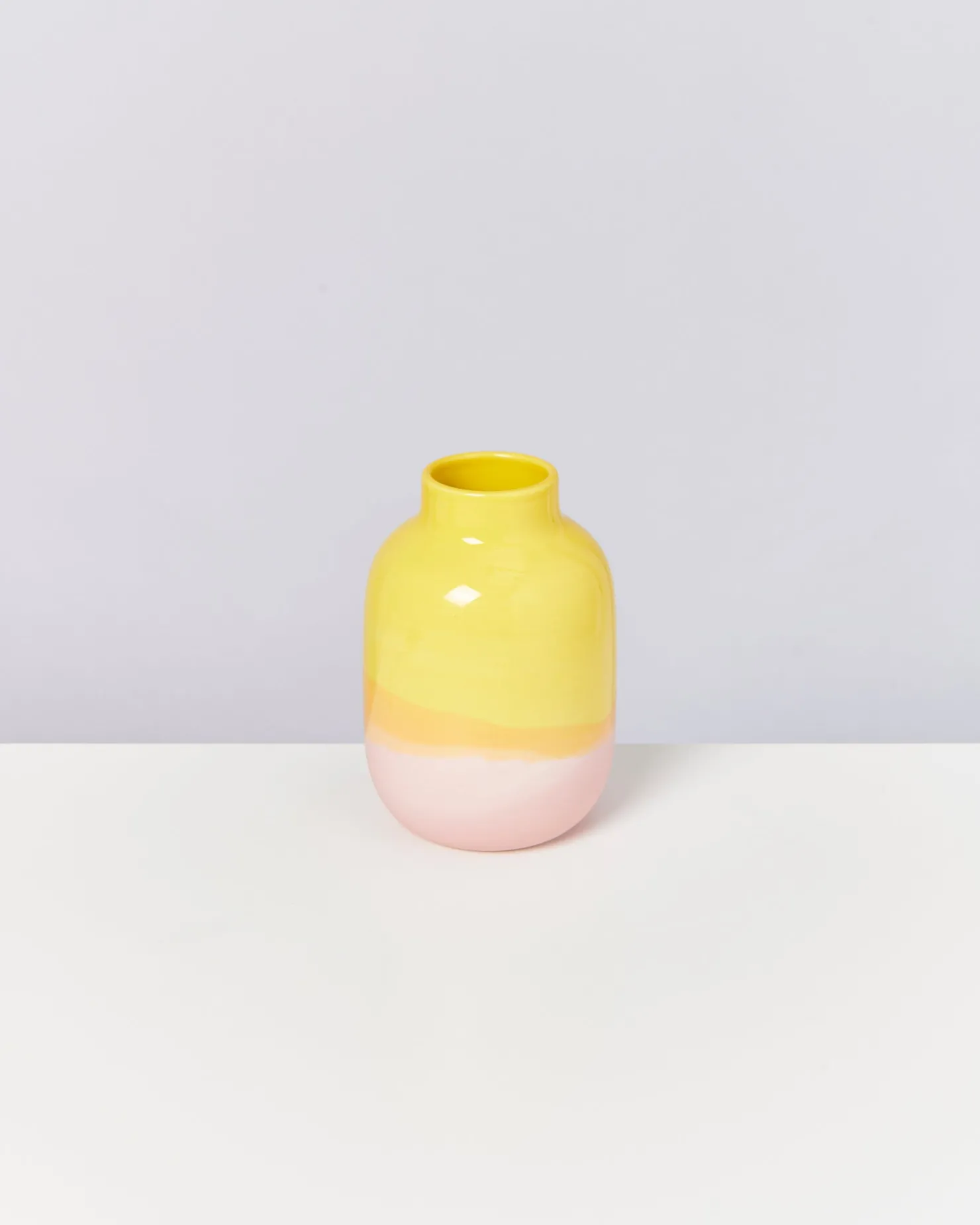 Motel a Miio Mittlere Vasen^Nuno Vase M - yellow rose