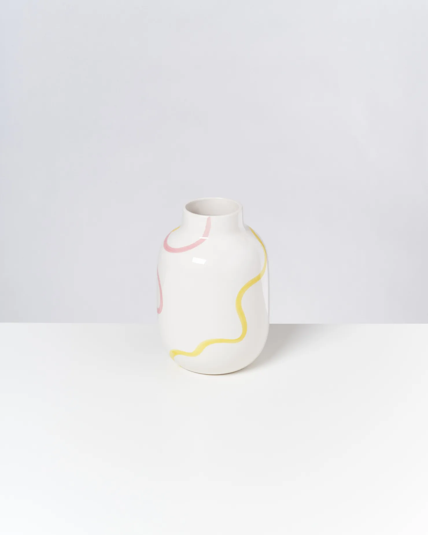 nuno_vase_m_serpentine_6.webp Motel a Miio Mittlere Vasen^Nuno Vase M serpentine
