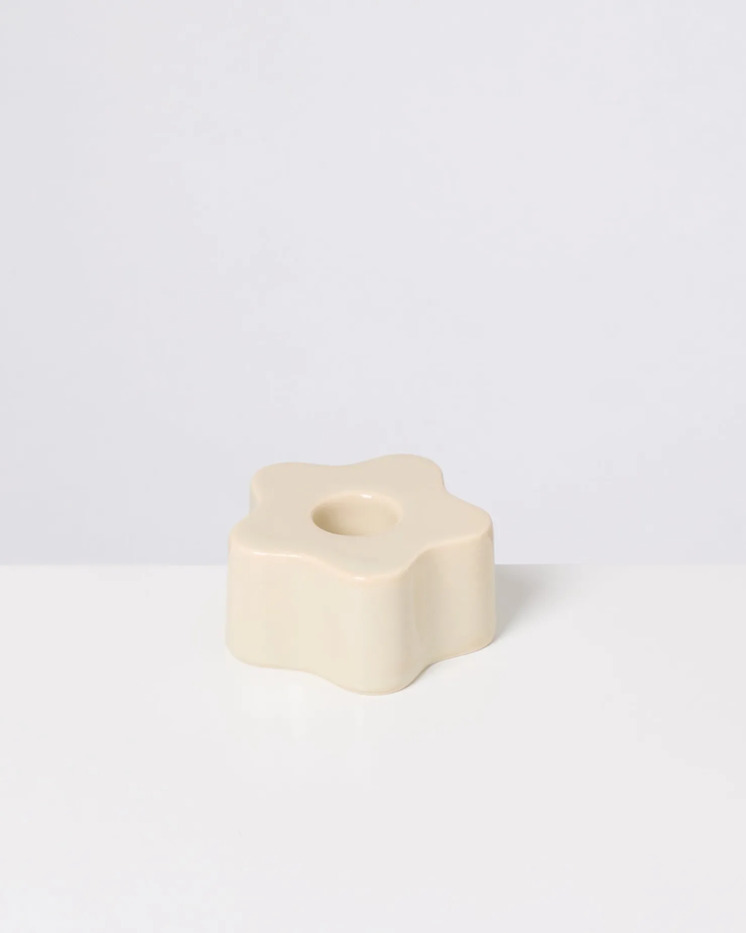 seia__candle_holder_beige_9.webp Motel a Miio Kerzen Und Kerzenständer^Seia - Candle Holder beige