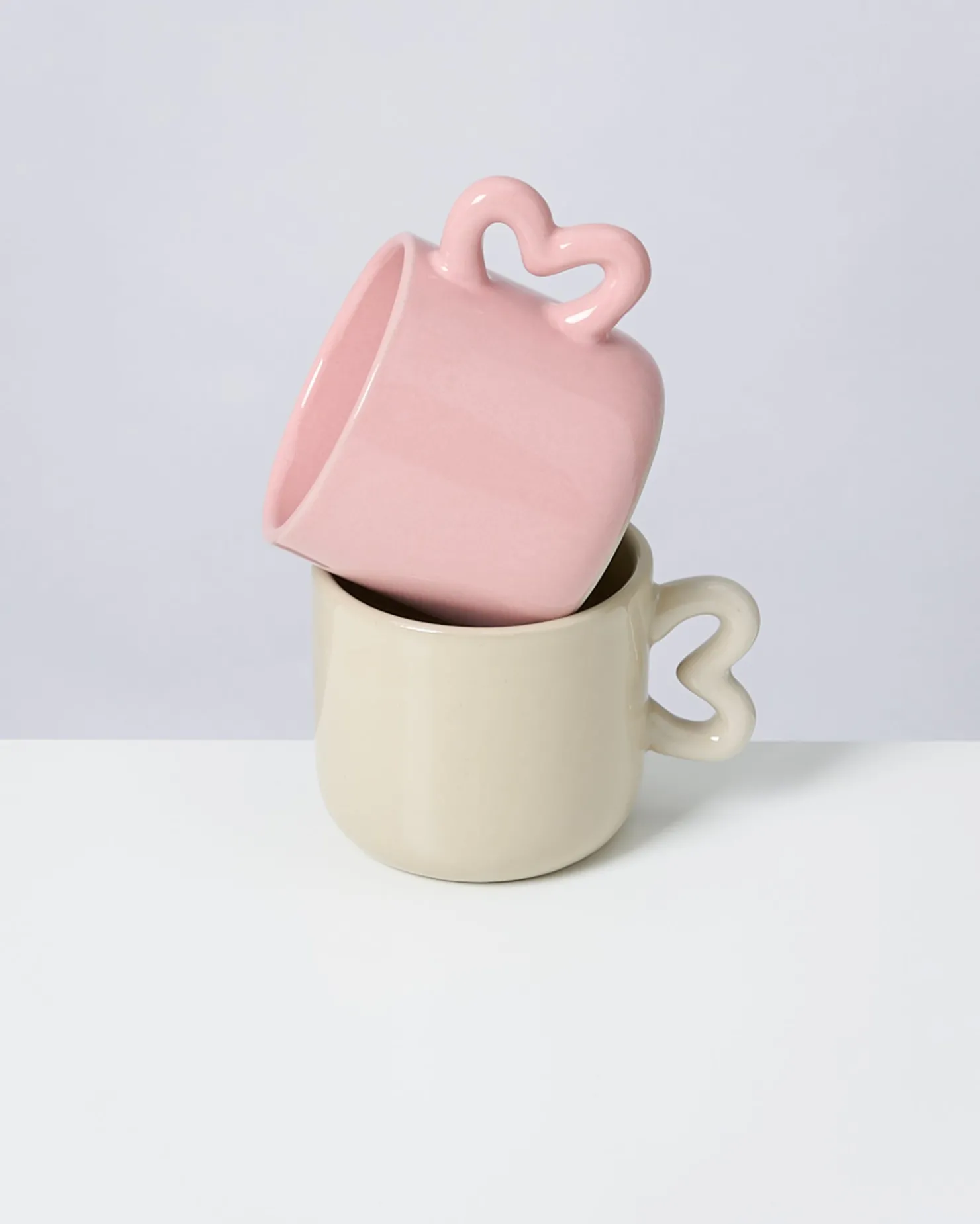 seia_cup__saucer_with_heart_sand_3.webp Motel a Miio Untertassen^Seia Cup & Saucer With Heart sand