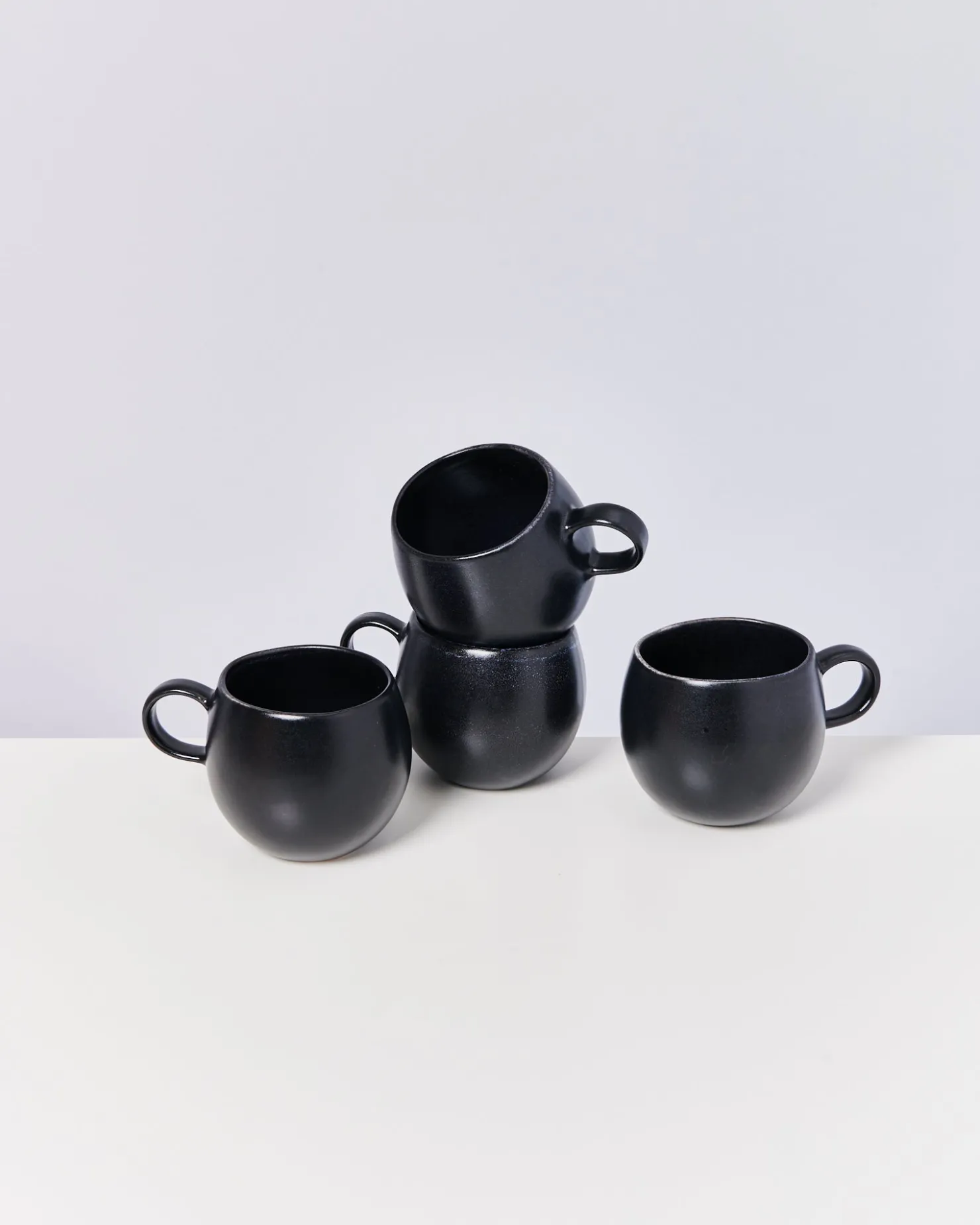 turmalina__set_of__mugs_big_2-1.webp Motel a Miio Tassen-Sets^Turmalina - Set Of 4 Mugs Big black